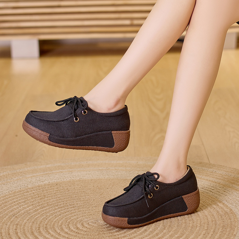Women's Round Toe Platform Moc - Women'S Shoes For Fall recension och pris