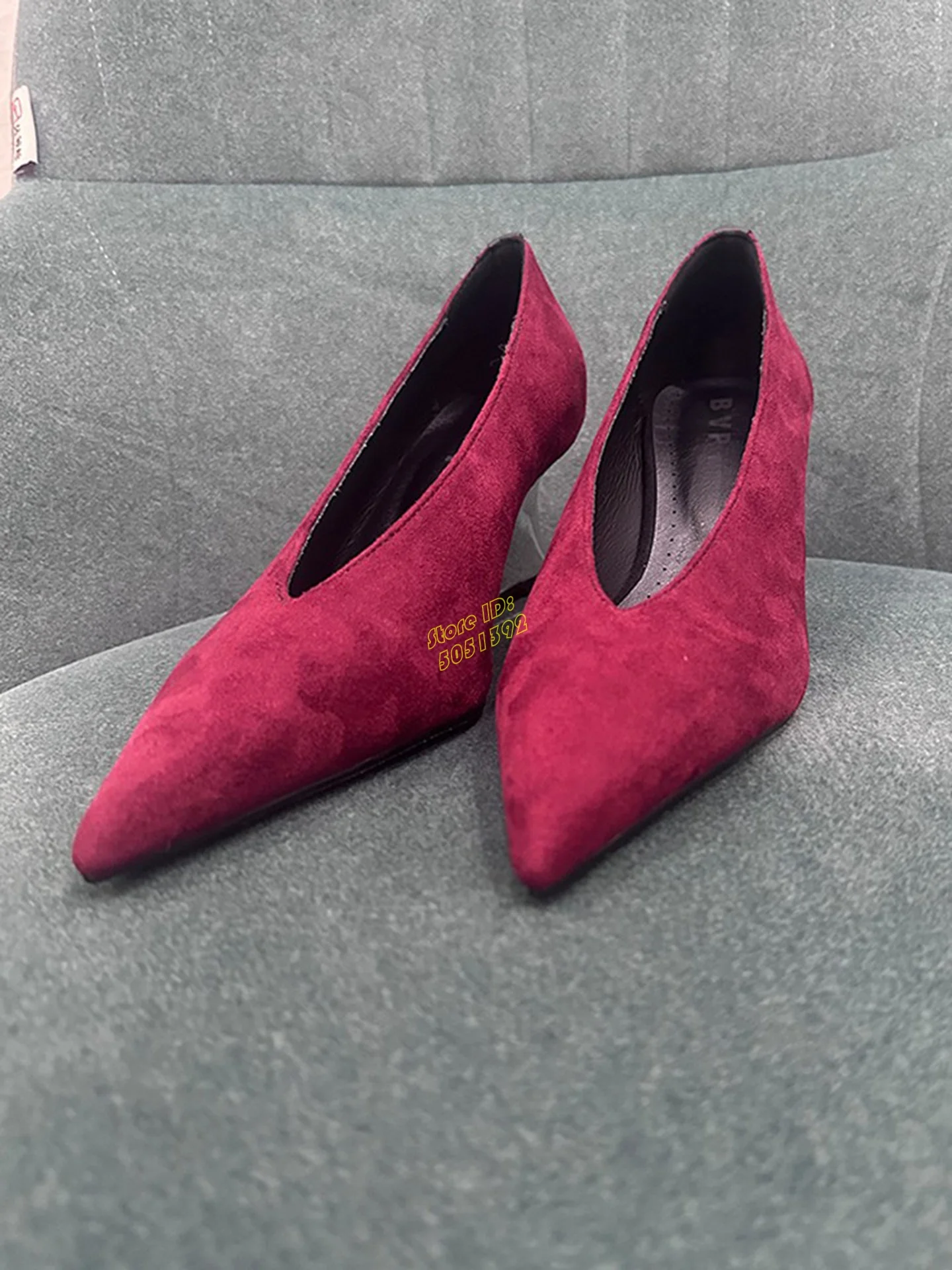 Red Suede Slip On Pumps Wedges - Women'S Shoes Burgundy recension och pris