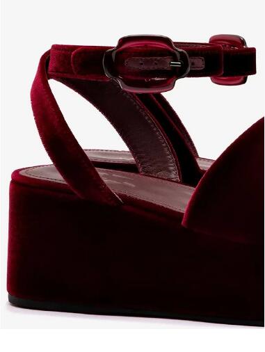 Burgundy Velvet Round Open Toe - Wedge Heeled Sneaker recension och pris